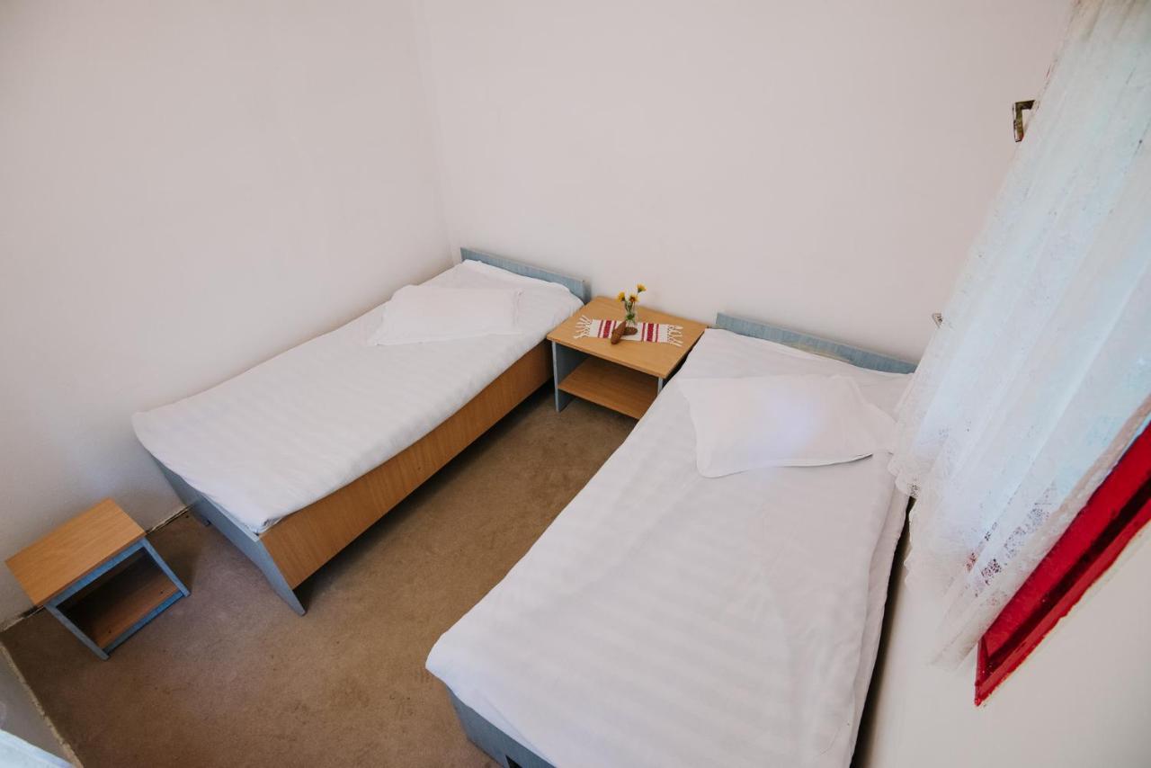 Casute Valea Zanelor Hotel Ковасна Екстериор снимка